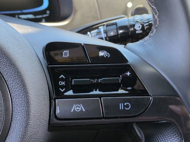 Thumbnail: 2025 Hyundai Elantra - 30