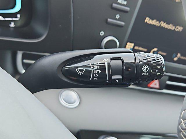 Thumbnail: 2026 Hyundai Elantra - 17