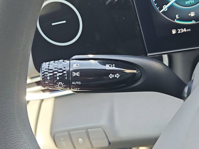 Thumbnail: 2024 Hyundai Elantra - 30