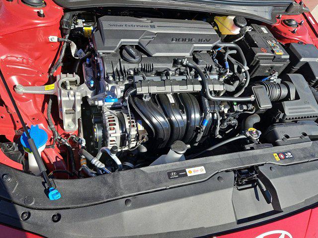 Thumbnail: 2025 Hyundai Elantra - 9