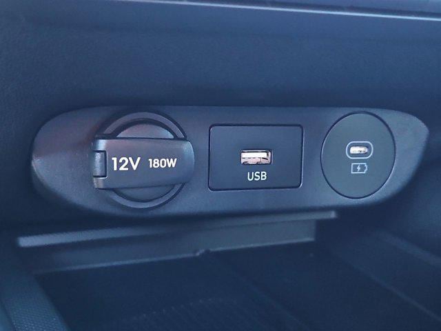 Thumbnail: 2025 Hyundai Elantra - 33