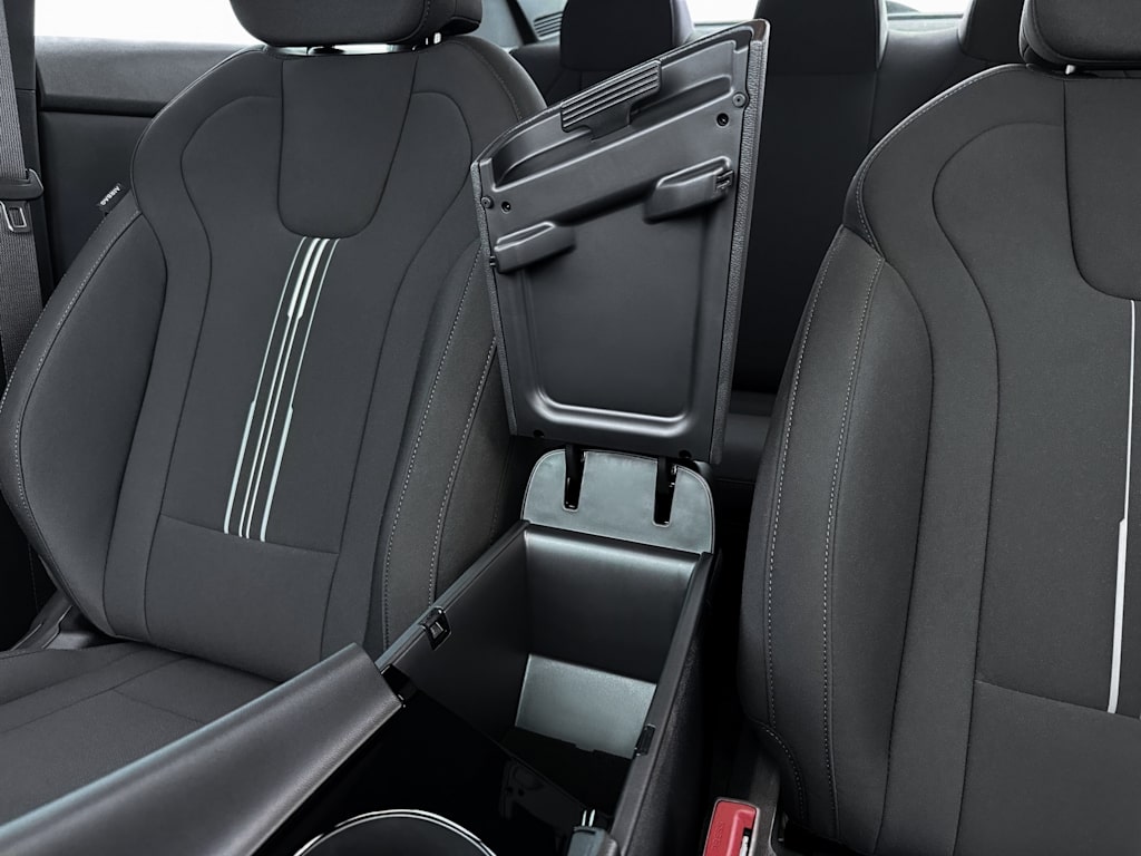 Thumbnail: 2025 Hyundai Elantra - 19