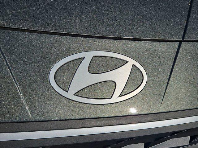 Thumbnail: 2025 Hyundai Elantra - 25