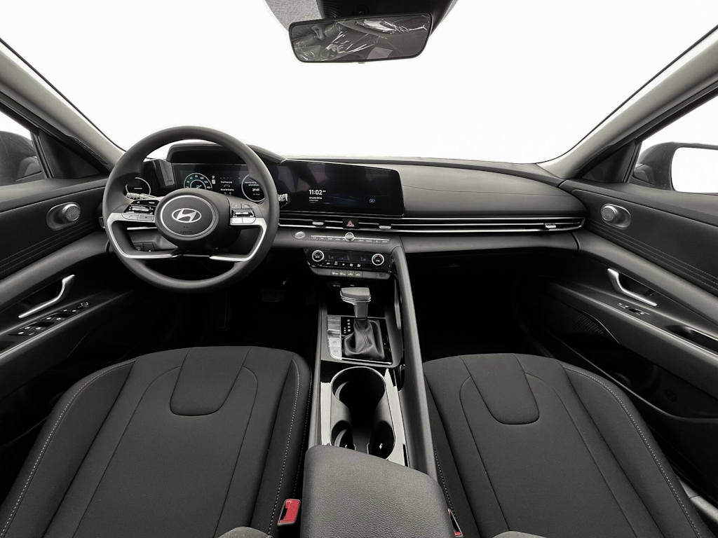 Thumbnail: 2025 Hyundai Elantra - 2