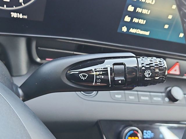 Thumbnail: 2025 Hyundai Elantra - 16