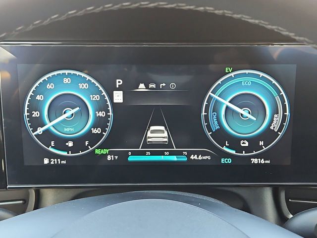 Thumbnail: 2025 Hyundai Elantra - 32
