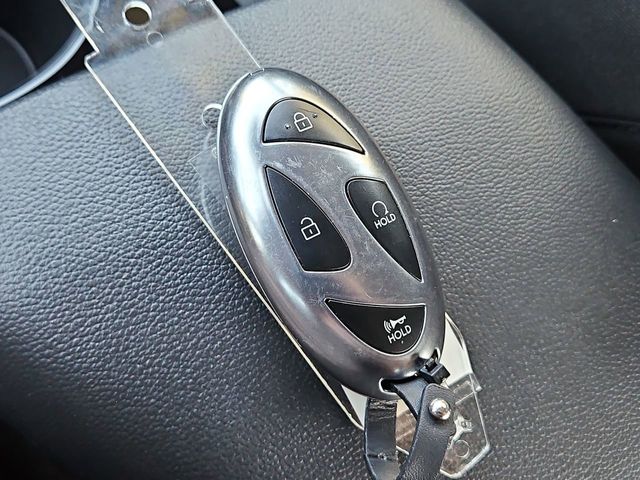 Thumbnail: 2025 Hyundai Elantra - 18