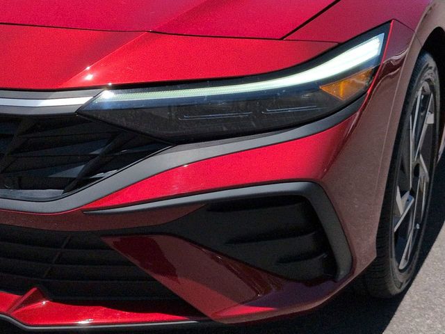 Thumbnail: 2025 Hyundai Elantra - 25