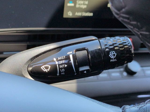 Thumbnail: 2025 Hyundai Elantra - 32