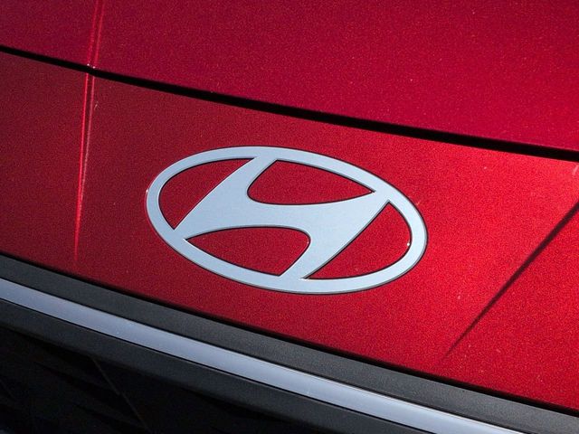 Thumbnail: 2025 Hyundai Elantra - 7