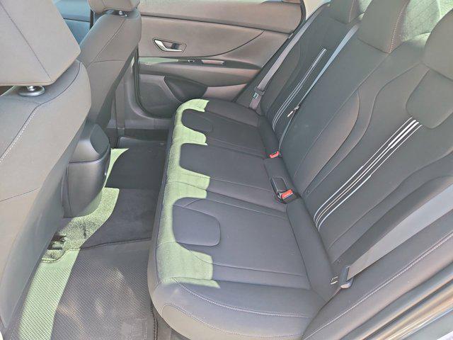 Thumbnail: 2025 Hyundai Elantra - 13