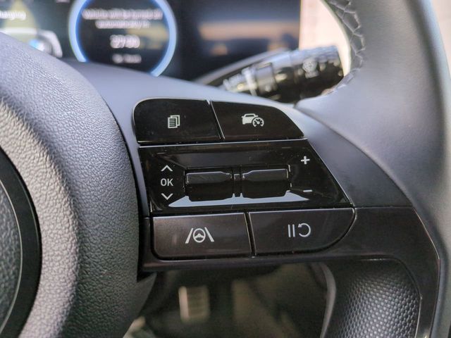 Thumbnail: 2025 Hyundai Elantra - 29