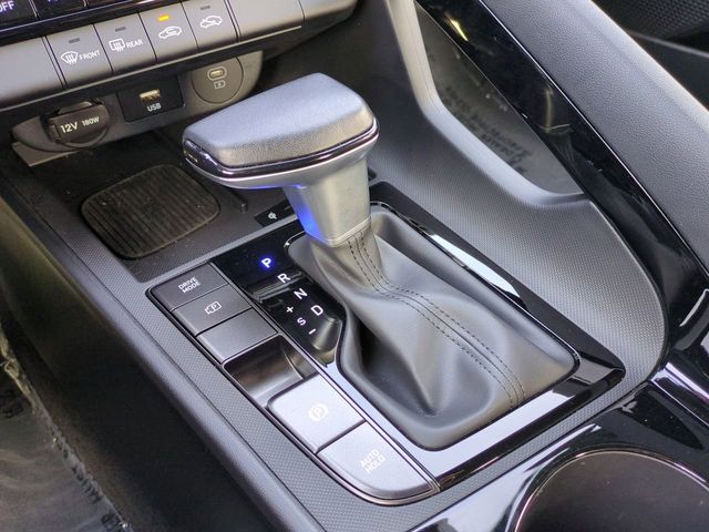 Thumbnail: 2025 Hyundai Elantra - 15