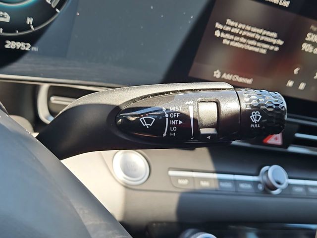 Thumbnail: 2024 Hyundai Elantra - 17