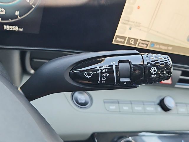 Thumbnail: 2025 Hyundai Elantra - 32