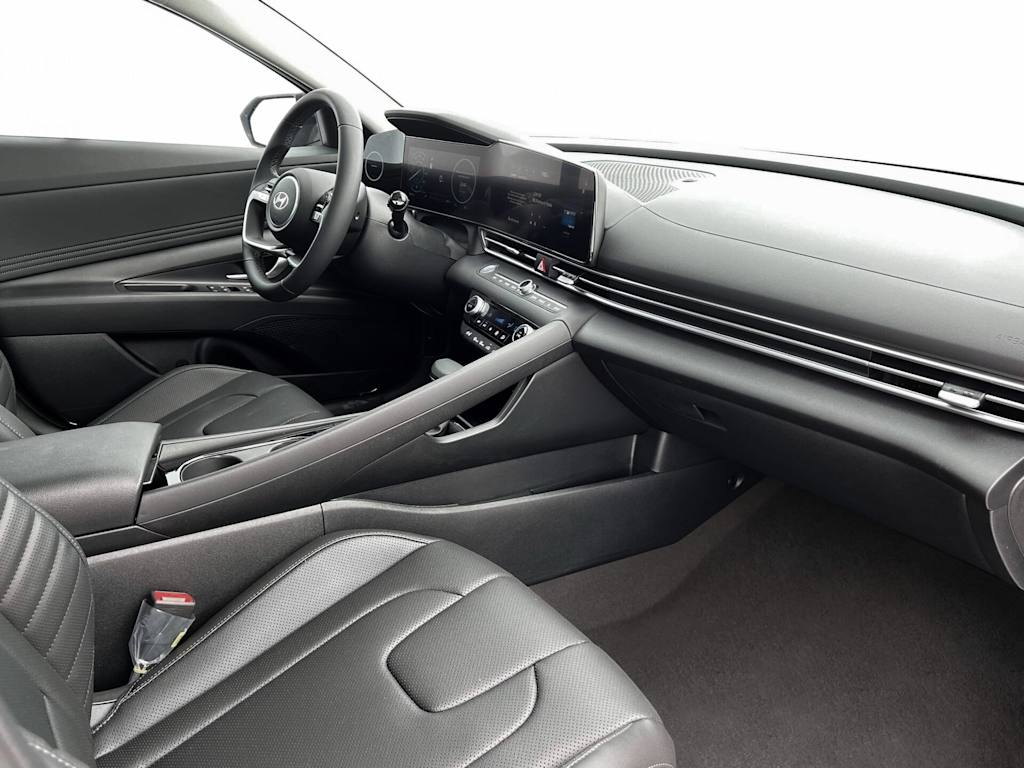 Thumbnail: 2025 Hyundai Elantra - 9