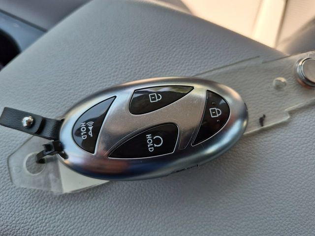 Thumbnail: 2025 Hyundai Elantra - 38