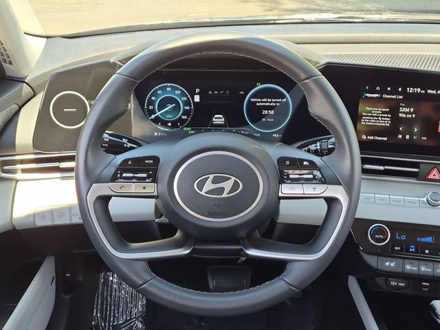 Thumbnail: 2025 Hyundai Elantra - 14