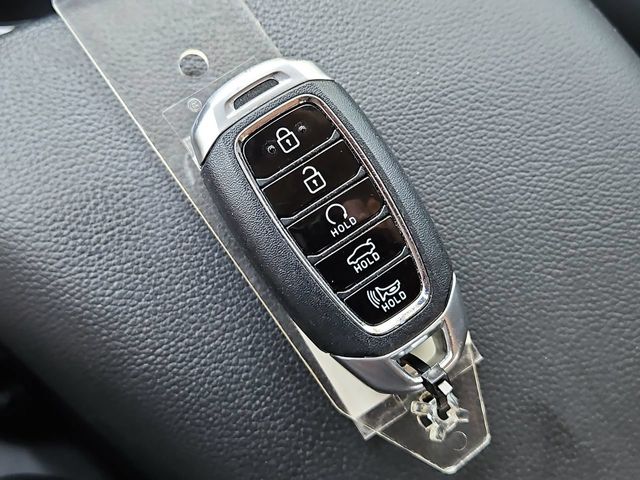 Thumbnail: 2023 Hyundai Elantra - 19