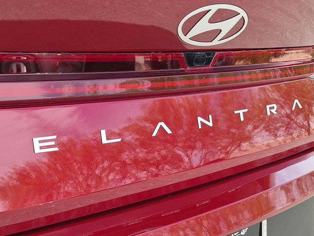 Thumbnail: 2025 Hyundai Elantra - 26