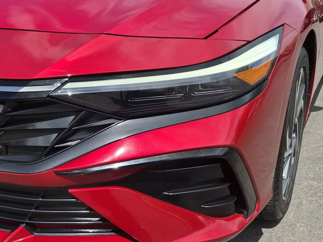 Thumbnail: 2025 Hyundai Elantra - 25