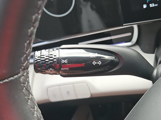 Thumbnail: 2024 Hyundai Elantra - 33