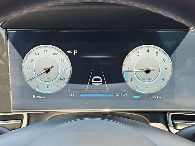 Thumbnail: 2023 Hyundai Elantra - 17