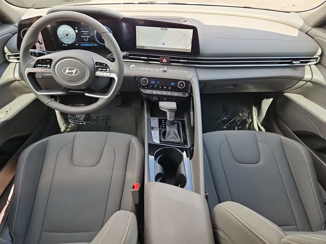 Thumbnail: 2024 Hyundai Elantra - 10