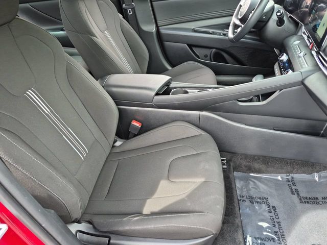 Thumbnail: 2025 Hyundai Elantra - 12