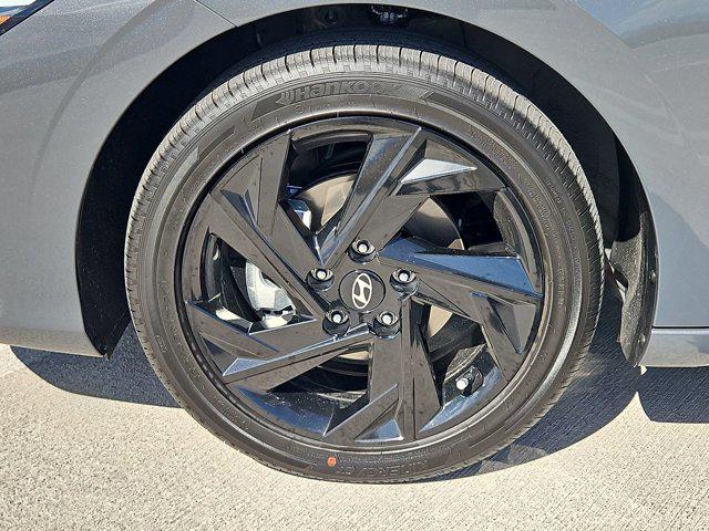 Thumbnail: 2026 Hyundai Elantra - 8