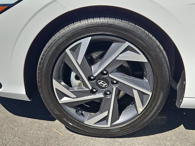 Thumbnail: 2025 Hyundai Elantra - 8