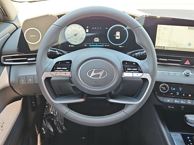 Thumbnail: 2025 Hyundai Elantra - 14