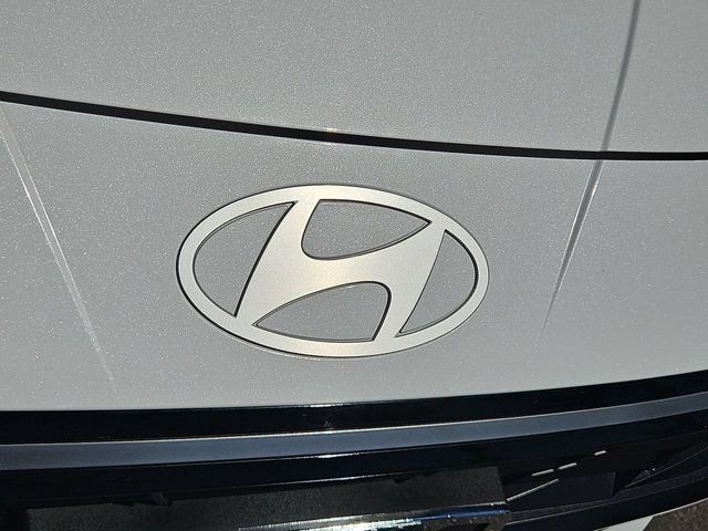 Thumbnail: 2025 Hyundai Elantra - 25