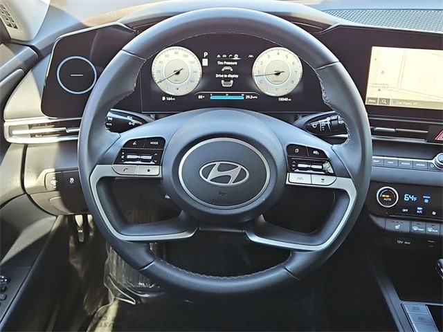Thumbnail: 2024 Hyundai Elantra - 14