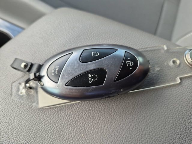 Thumbnail: 2025 Hyundai Elantra - 18