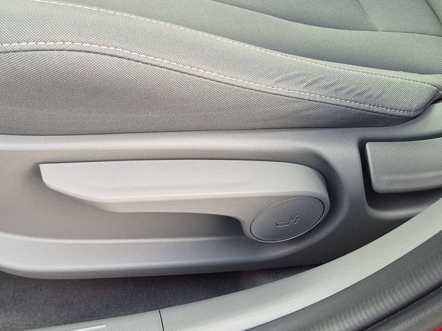 Thumbnail: 2025 Hyundai Elantra - 27
