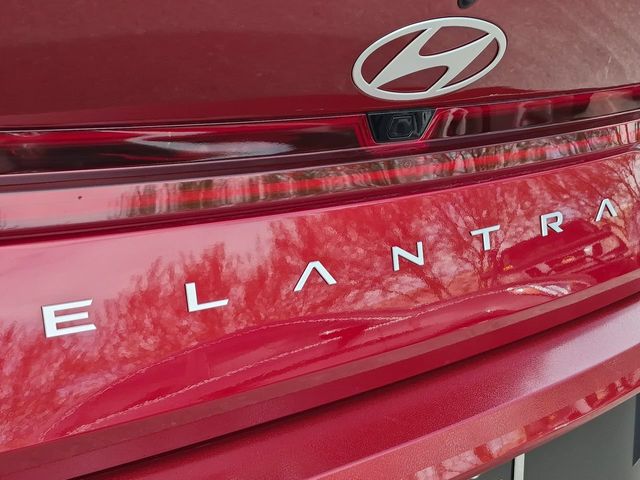 Thumbnail: 2025 Hyundai Elantra - 26