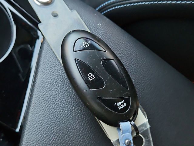 Thumbnail: 2025 Hyundai Elantra - 18