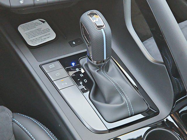 Thumbnail: 2026 Hyundai Elantra - 15