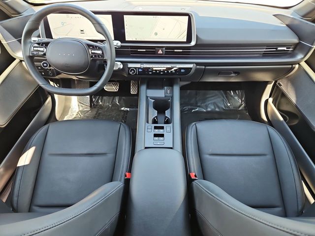 Thumbnail: 2023 Hyundai Ioniq 6 - 10