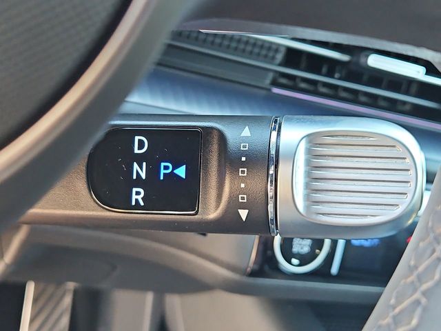 Thumbnail: 2023 Hyundai Ioniq 6 - 35