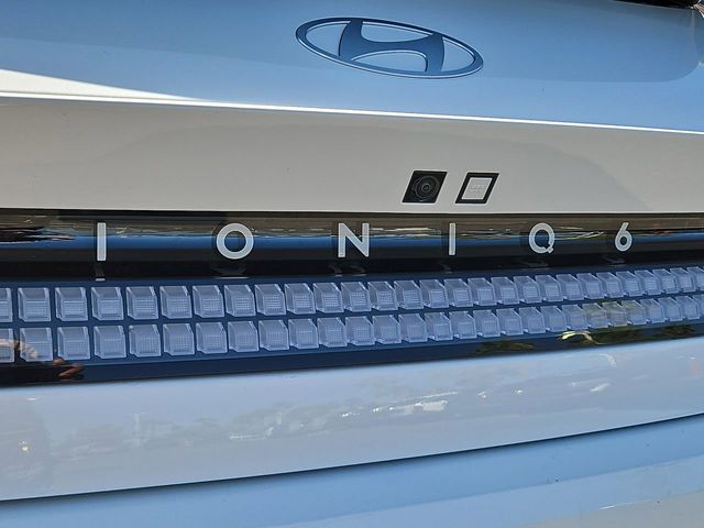 Thumbnail: 2023 Hyundai Ioniq 6 - 23