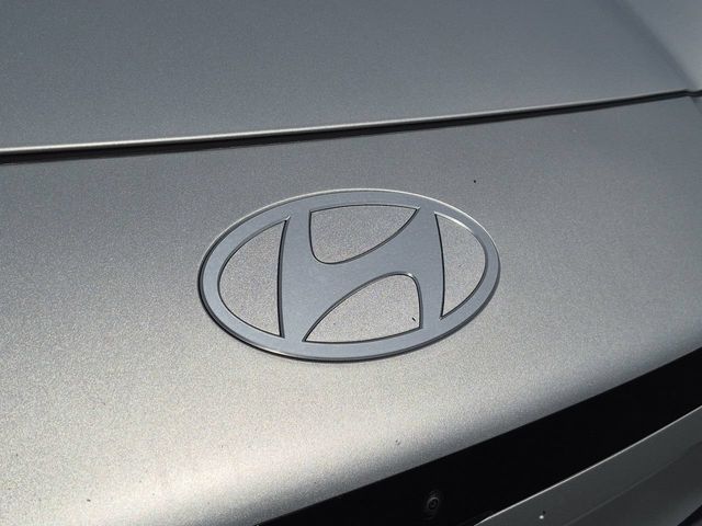 Thumbnail: 2023 Hyundai Ioniq 6 - 24
