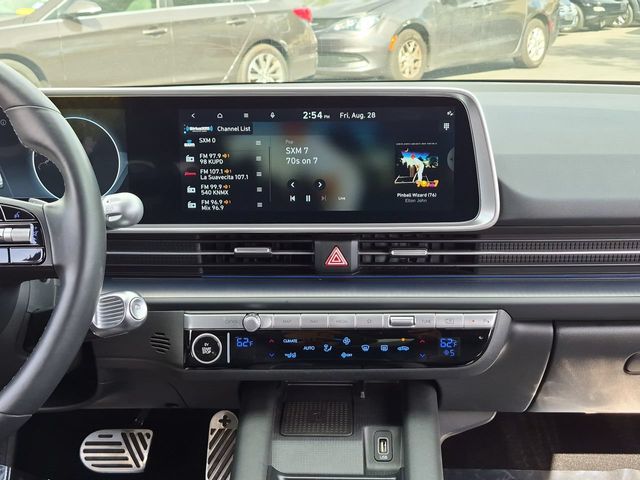 Thumbnail: 2023 Hyundai Ioniq 6 - 13