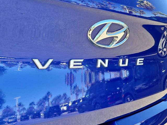 Thumbnail: 2023 Hyundai Venue - 7