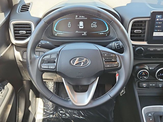 Thumbnail: 2023 Hyundai Venue - 14