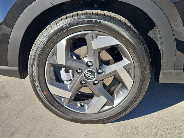 Thumbnail: 2026 Hyundai Venue - 8