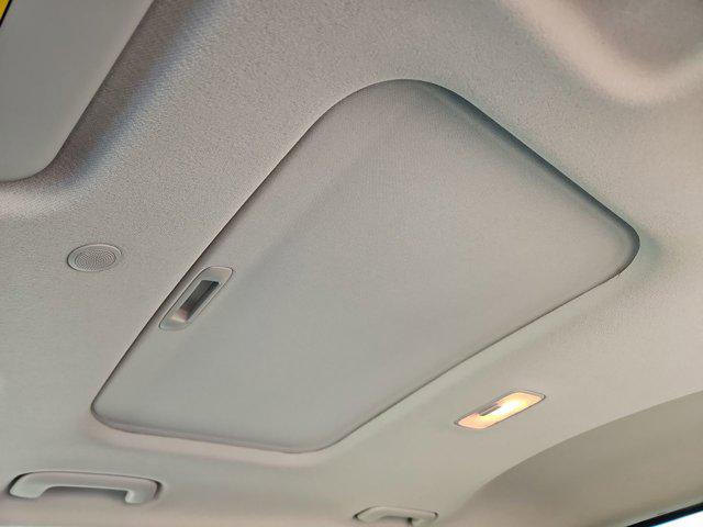 Thumbnail: 2026 Hyundai Venue - 25