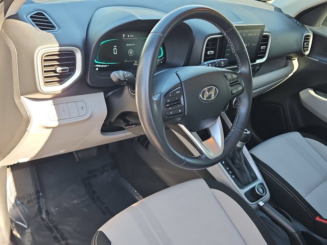 Thumbnail: 2025 Hyundai Venue - 2