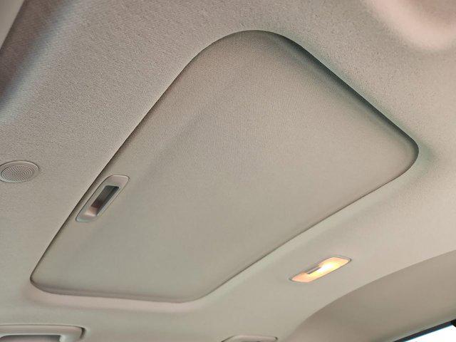 Thumbnail: 2026 Hyundai Venue - 26